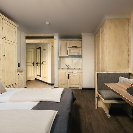 Mondi Hotel Аксамс Екстер'єр фото