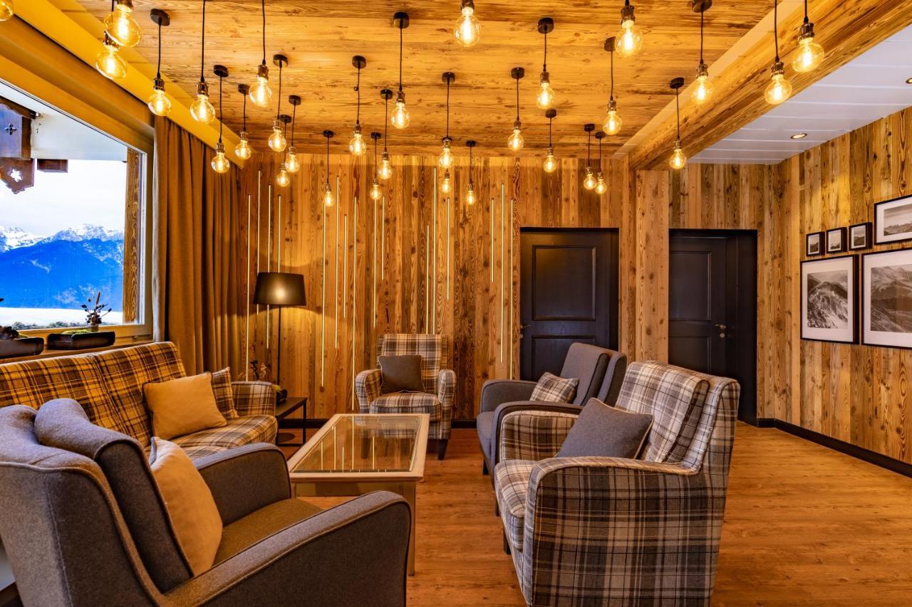 Mondi Hotel Аксамс Екстер'єр фото