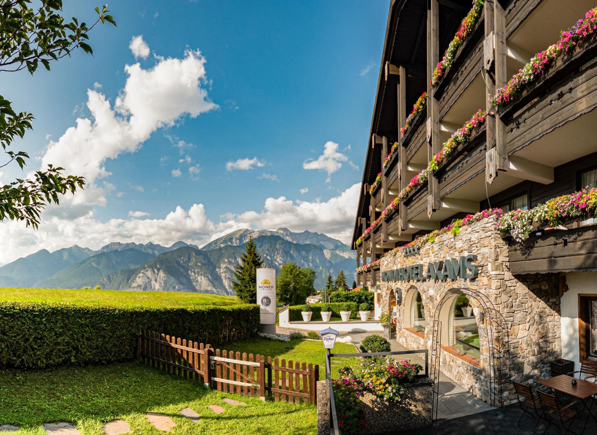 Mondi Hotel Аксамс Екстер'єр фото
